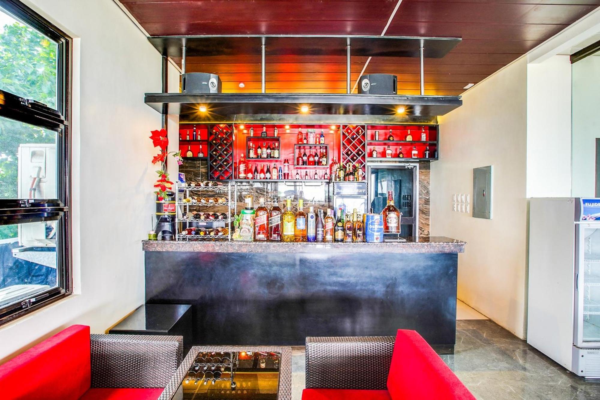 Oyo 489 Casa Mia Hotel Suites General Santos City Kültér fotó