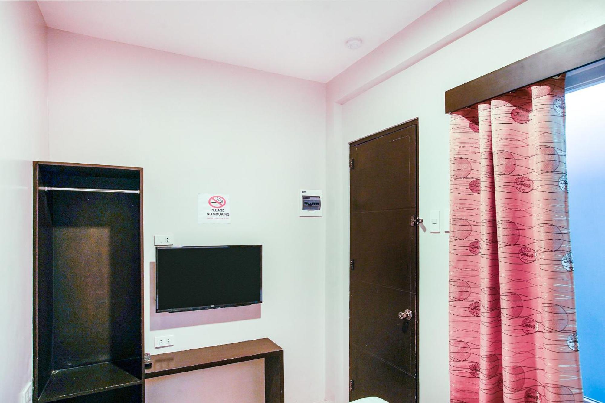 Oyo 489 Casa Mia Hotel Suites General Santos City Kültér fotó