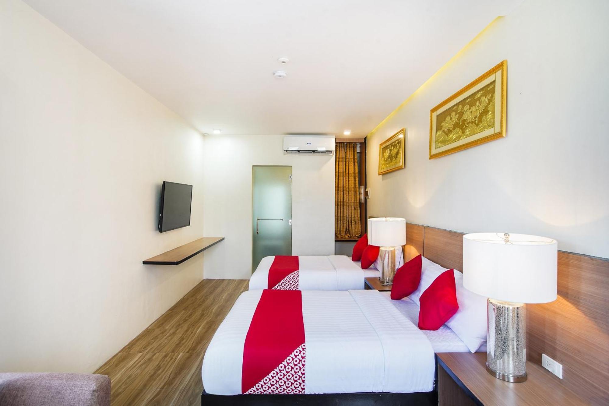 Oyo 489 Casa Mia Hotel Suites General Santos City Kültér fotó